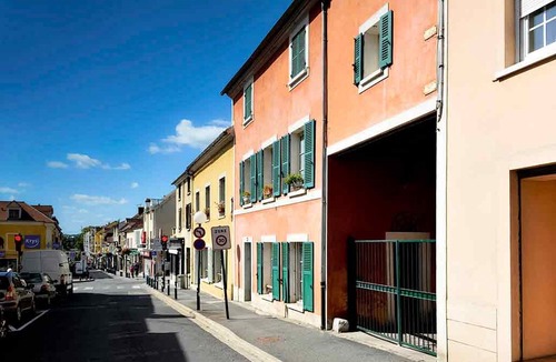 Massy Hotel | Ibis Massy