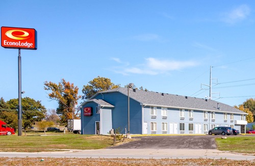 West Lincoln Hotel | Econo Lodge Lincoln