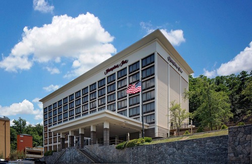 Elmsford Hotel | Hampton Inn White Plains/Tarrytown