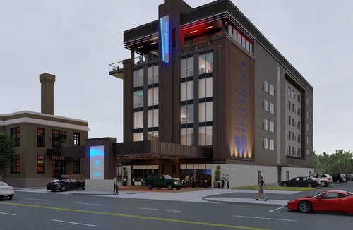 Blue Dome District Hotel | Hotel Indigo Tulsa Dwtn-Entertainment Area