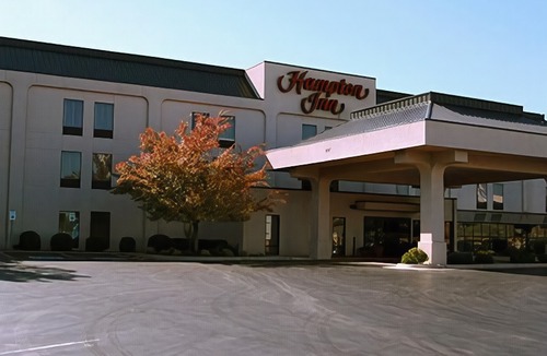 Edmond Hotel | Hampton Inn Edmond