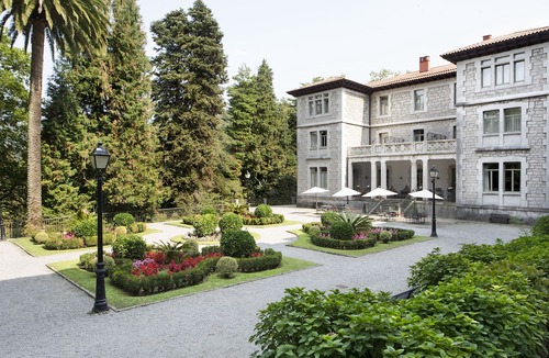 Limpias Hotel | Parador de Limpias