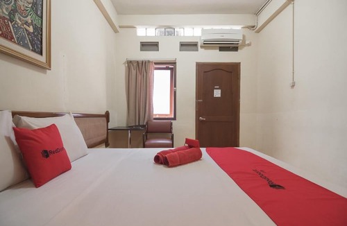 Turangga Hotel | RedDoorz @ Buah Batu 3