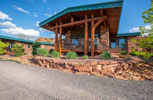 Torrey Hotel | Cougar Ridge Lodge