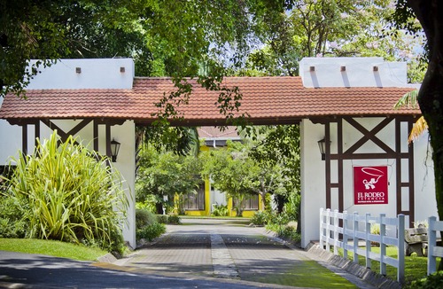 San Antonio de Belen Hotel | El Rodeo Estancia Boutique Hotel & Steakhouse