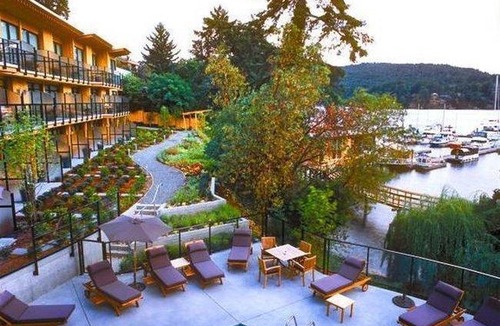 Brentwood Bay Hotel | Brentwood Bay Resort & Spa