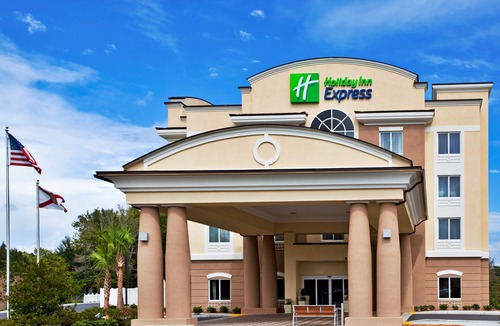 Crystal River Hotel | Holiday Inn Express Crystal River, an IHG Hotel