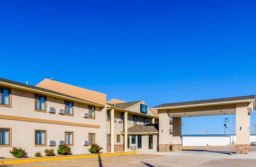 Great Bend Hotel | Quality Inn Great Bend