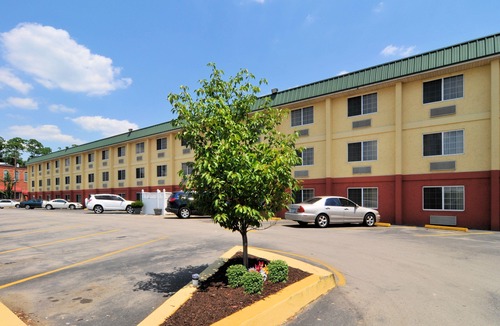 Star City Hotel | Best Western Mountaineer Inn Morgantown