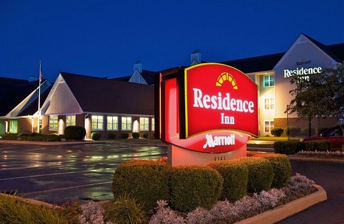 Evansville Hotel | Courtyard by Marriott Evansville East