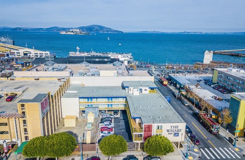 Fisherman's Wharf Hotel | The Wharf Inn