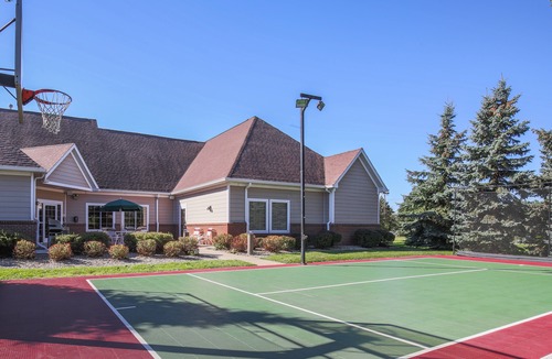 Flint Hotel | Residence Inn by Marriott Flint