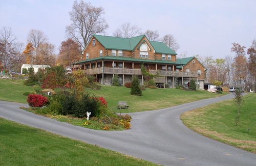 Ono Hotel | Berry Patch Bed and Breakfast