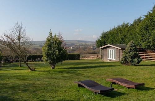 Broompark Hotel | My Way Guest House