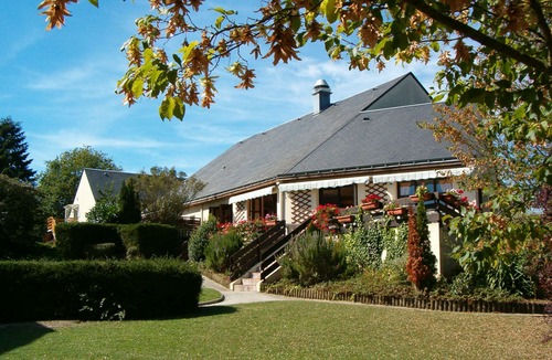 Bagneux Hotel | Campanile Saumur