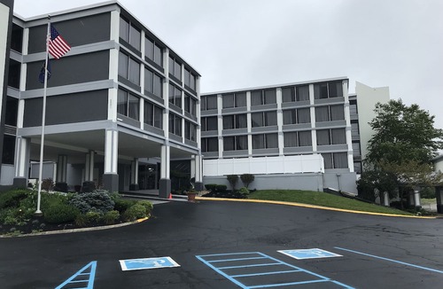 Richmond Hotel | Quality Inn and Conference Center