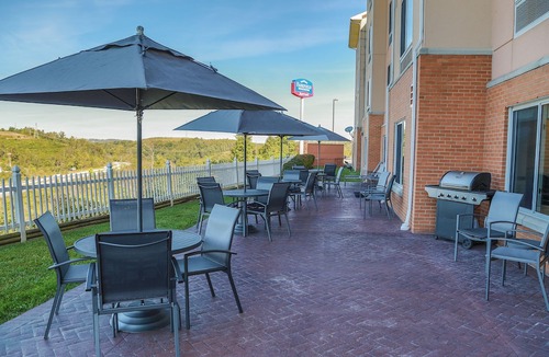 Granville Hotel | Fairfield Inn & Suites by Marriott Morgantown