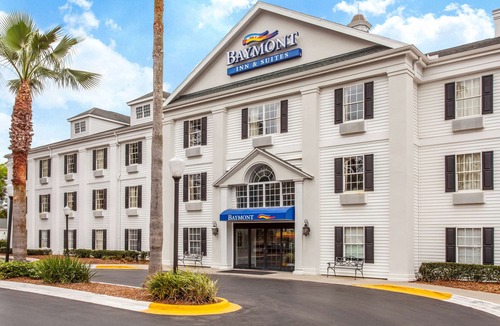 Southpoint Hotel | Baymont by Wyndham Jacksonville/Butler Blvd