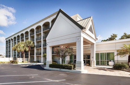 North Miami Hotel | Best Western Plus Windsor Inn