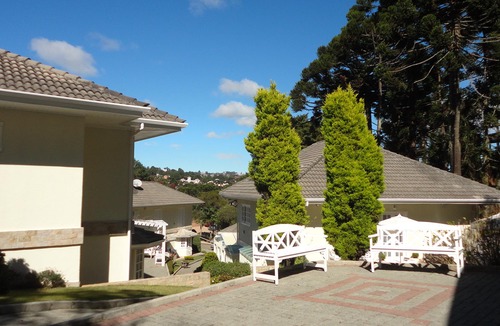 Vila Inglesa Hotel | Pousada Nacional Inn Campos do Jordão