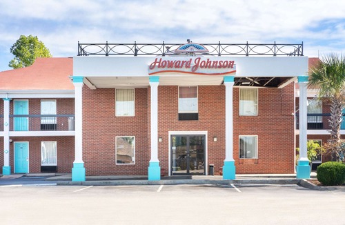 Aiken Hotel | Howard Johnson by Wyndham Aiken