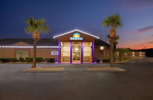 Hardeeville Hotel | Days Inn by Wyndham Hardeeville/ I-95 State Line