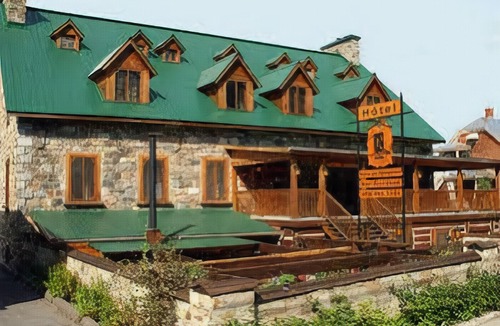 Marieville Hotel | Manoir Ramezay