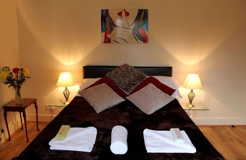 Bensham Manor Hotel | The Crystal Lodge Hotel