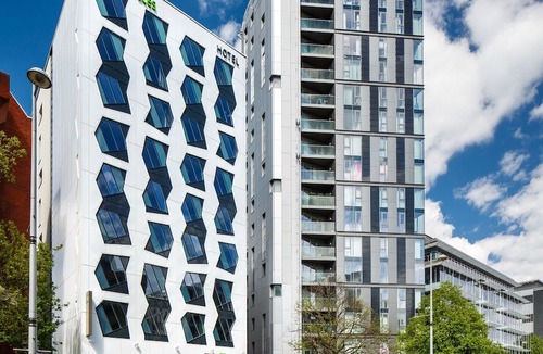 Ealing Hotel | Ibis Styles London Ealing