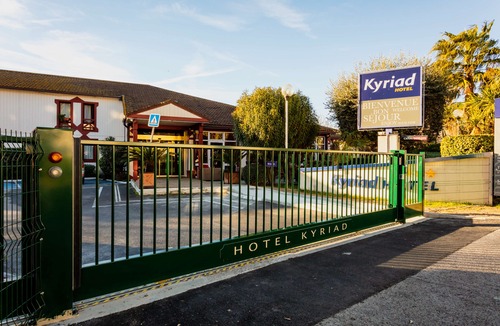Costieres Hotel | Kyriad Nimes Ouest