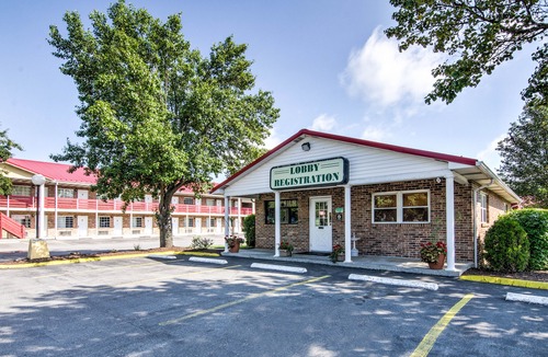 Fayetteville Hotel | Quality Inn New River Gorge
