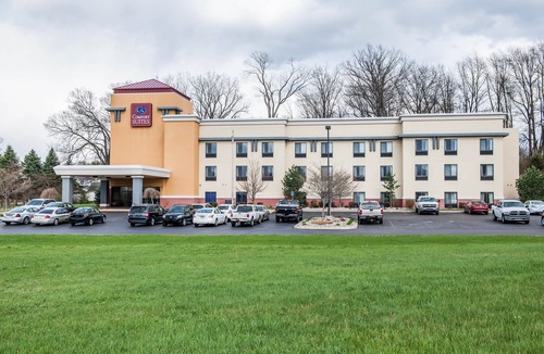Elkhart Hotel | Comfort Suites South Elkhart