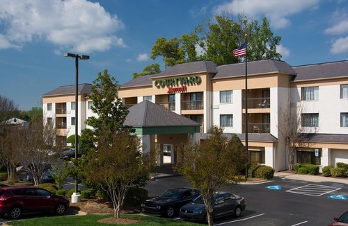 Huntersville Hotel | Courtyard by Marriott Charlotte Lake Norman