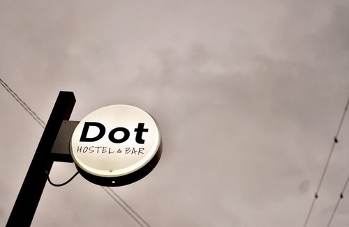 Oishi Hotel | Dot Hostel&Bar