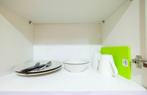 Cikarang Hotel | Bright and Stylish 1Br the Oasis Apartment Cikarang
