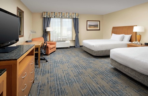 Brownstown Hotel | Hilton Garden Inn Yakima Downtown