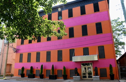 Old Louisville Hotel | Vu Guesthouse
