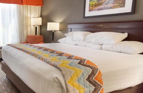 Terre Haute Hotel | Pear Tree Inn Terre Haute