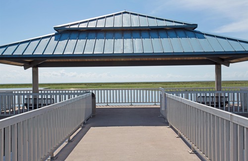 Okeechobee Hotel | Travelodge Suites by Wyndham Lake Okeechobee