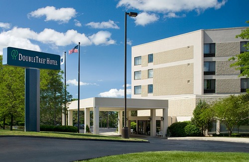 Milford Hotel | DoubleTree by Hilton Boston - Milford