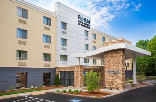 Middleborough Hotel | Fairfield by Marriott Inn & Suites Raynham Middleborough/Plymouth