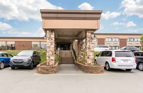 Enfield Hotel | Quality Inn Halifax Airport