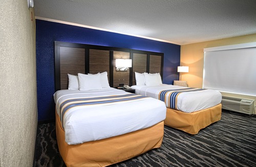 Statesboro Hotel | Eagles Nest Inn