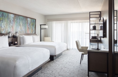 Melville Hotel | Marriott Melville Long Island