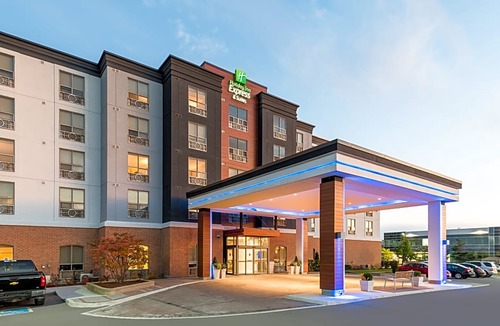 Halton Regional Municipality Hotel | Holiday Inn Express Hotel & Suites Milton, an Ihg Hotel