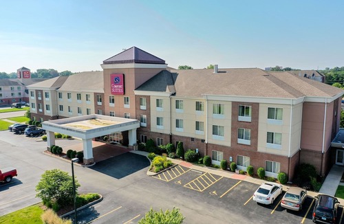 Urbana Hotel | Comfort Suites Urbana Champaign, University Area