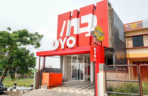 Mojokerto Hotel | OYO 425 Mojokerto Guesthouse