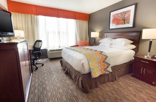 Terre Haute Hotel | Pear Tree Inn Terre Haute
