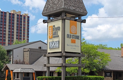Fallsview Hotel | Old Stone Inn Boutique Hotel