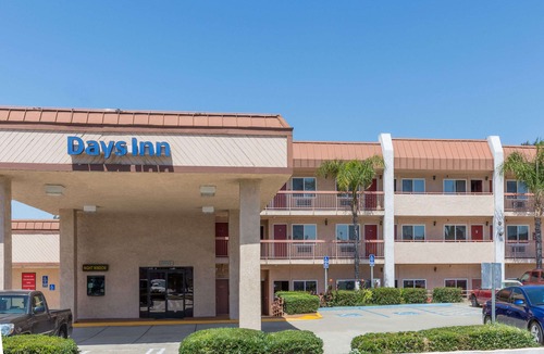 Ontario Hotel | Days Inn by Wyndham Ontario Airport